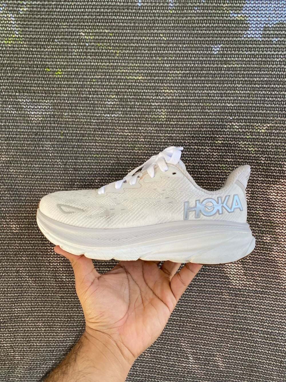 HOKA ONE ONE Women's Clifton 9 Nimbus Cloud / White Silver